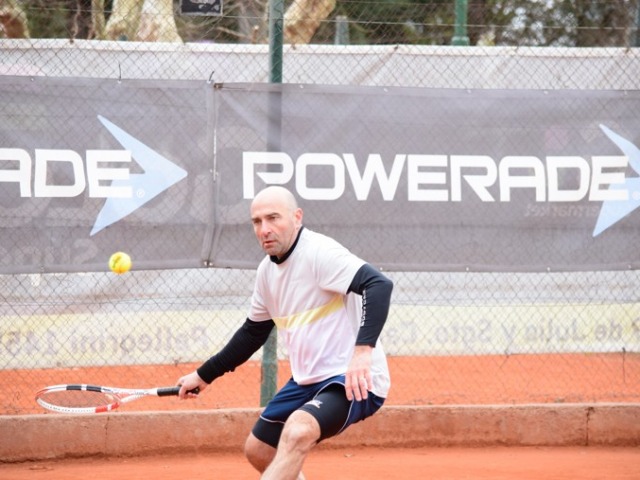 Estudiantes fue sede del Nacional Seniors de tenis